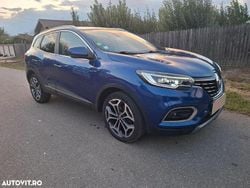 Culoarealbastru Utilizat 2022 Renault Kadjar Intens SUV | 15.100 EUR (Preț OK)