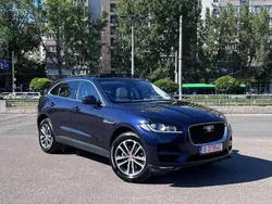 Culoarealbastru Utilizat 2019 Jaguar F-Pace Portfolio SUV | 24.490 EUR