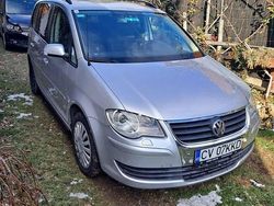Gri Utilizat 2009 VW Touran Monovolum | 3.999 EUR