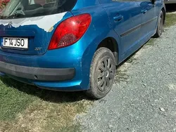 Albastru Utilizat 2007 Peugeot 207 Berlinǎ | 2.500 EUR (Preț bun)
