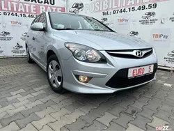 Gri Utilizat 2011 Hyundai i30 Hatchback | 5.990 EUR