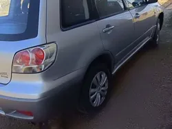 Utilizat 2004 Mitsubishi Outlander SUV | 2.150 EUR