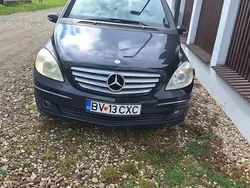 Negru Utilizat 2008 Mercedes A180 Berlinǎ | 3.000 EUR (Scump)