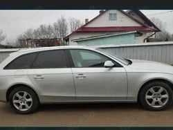 Utilizat 2010 Audi A4 Berlinǎ | 6.500 EUR (Preț OK)