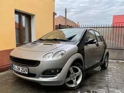 Negru Utilizat 2004 Smart ForFour Hatchback | 2.000 EUR