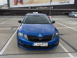 Culoarealbastru Utilizat 2019 Skoda Octavia Ambition Berlinǎ | 15.950 EUR (Preț bun)