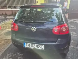 Utilizat 2005 VW Golf V Hatchback | 2.000 EUR (Preț bun)