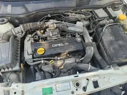 Alb Utilizat 2001 Opel Astra Break | 1.900 EUR