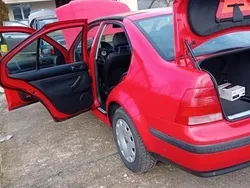 Utilizat 2004 VW Bora Berlinǎ | 2.300 EUR (Puțin scump)