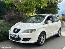 Culoarealb Utilizat 2007 Seat Altea XL Monovolum | 2.600 EUR (Preț bun)
