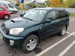 Verde Utilizat 2003 Toyota RAV4 SUV | 3.200 EUR