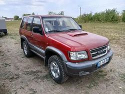 Rosu Utilizat 2000 Isuzu Trooper SUV | 4.200 EUR