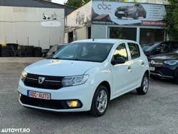 Alb Utilizat 2020 Dacia Sandero Prestige Hatchback | 5.550 EUR (Super Preț)