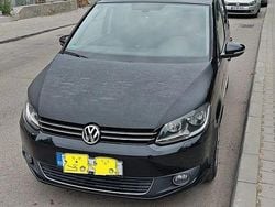 Culoarenegru Utilizat 2011 VW Touran Highline Monovolum | 6.000 EUR (Preț OK)