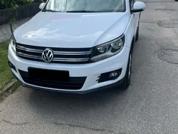 Alb Utilizat 2012 VW Tiguan Exclusive SUV | 9.900 EUR (Preț OK)