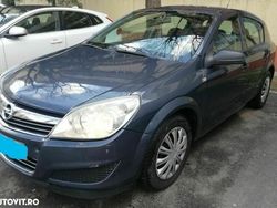 Albastru Utilizat 2008 Opel Astra Hatchback | 1.800 EUR (Preț bun)