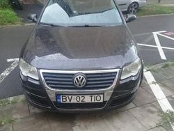 Culoaremaro Utilizat 2007 VW Passat Comfortline Berlinǎ | 3.200 EUR (Preț OK)
