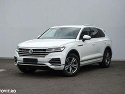 Culoarealb Utilizat 2019 VW Touareg Elegance SUV | 27.900 EUR (Preț OK)