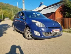 Utilizat 2010 Renault Grand Scénic III Monovolum | 2.800 EUR (Preț bun)