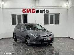 Culoarealte culori Utilizat 2012 Hyundai i30 Edition+ Berlinǎ | 4.500 EUR (Preț bun)