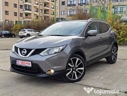 Gri Utilizat 2014 Nissan Qashqai SUV | 9.990 EUR (Preț OK)