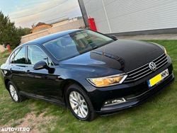 Culoarenegru Utilizat 2016 VW Passat Berlinǎ | 10.800 EUR (Preț bun)