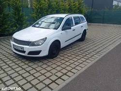 Culoarealb Utilizat 2005 Opel Astra Selection Break | 1.490 EUR