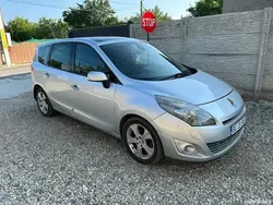 Utilizat 2010 Renault Grand Scénic III Monovolum | 3.999 EUR
