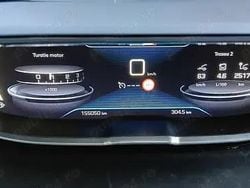 Alb Utilizat 2018 Peugeot 3008 Allure SUV | 12.200 EUR (Preț bun)