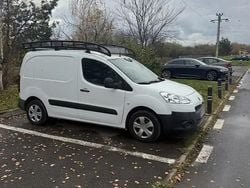 Utilizat 2015 Peugeot Partner Van | 3.850 EUR (Super Preț)