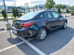Negru Utilizat 2013 Opel Astra Berlinǎ | 4.800 EUR (Preț OK)