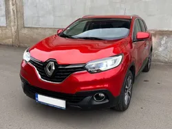 Rosu Utilizat 2016 Renault Kadjar Zen SUV | 10.950 EUR (Preț bun)