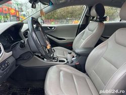 Alb Utilizat 2018 Hyundai Ioniq Berlinǎ | 12.800 EUR (Preț bun)
