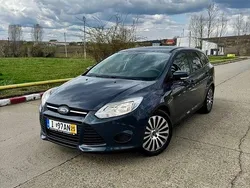 Culoarealbastru Utilizat 2014 Ford Focus Titanium Hatchback | 4.490 EUR (Super Preț)