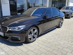 Negru Utilizat 2019 BMW 750L Comfort Edition Berlinǎ | 55.350 EUR (Preț OK)