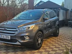Gri Utilizat 2018 Ford Kuga Titanium SUV | 13.000 EUR (Preț bun)
