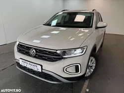 Gri Utilizat 2022 VW T-Roc Life SUV | 18.453 EUR (Super Preț)