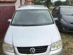Utilizat 2006 VW Touran Monovolum | 1.500 EUR