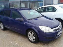 Utilizat 2009 Opel Astra Hatchback | 2.800 EUR (Puțin scump)