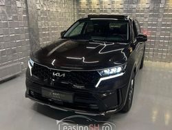 Maro Utilizat 2022 Kia Sorento SUV | 33.880 EUR