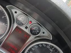 Verde Utilizat 2008 Ford C-MAX Monovolum | 2.000 EUR (Scump)