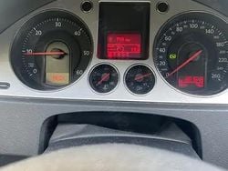 Utilizat 2008 VW Passat Berlinǎ | 3.000 EUR (Preț bun)