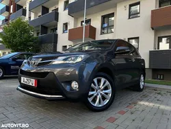 Gri Utilizat 2015 Toyota RAV4 Executive SUV | 12.690 EUR (Preț OK)
