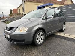 Gri Utilizat 2006 VW Touran Monovolum | 2.450 EUR (Puțin scump)