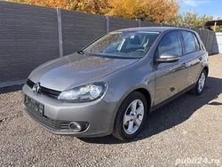 Gri Utilizat 2010 VW Golf VI Hatchback | 3.490 EUR (Preț bun)
