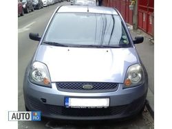 Albastru marin Utilizat 2005 Ford Fiesta Hatchback | 2.000 EUR (Preț OK)