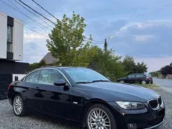 Culoarenegru Utilizat 2009 BMW 320 Cabriolet Cabrio | 7.599 EUR