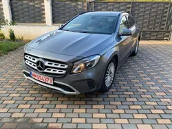 Gri Utilizat 2017 Mercedes GLA180 SUV | 17.100 EUR