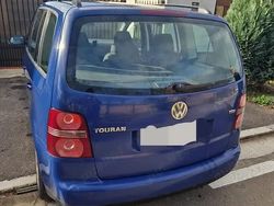 Utilizat 2006 VW Touran Monovolum | 1.500 EUR (Preț bun)
