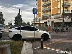 Utilizat 2022 Tesla Model Y SUV | 26.000 EUR